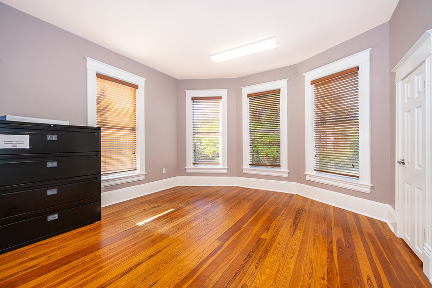 More Photos Of 219 S Clyde Ave, Kissimmee Office For Sale