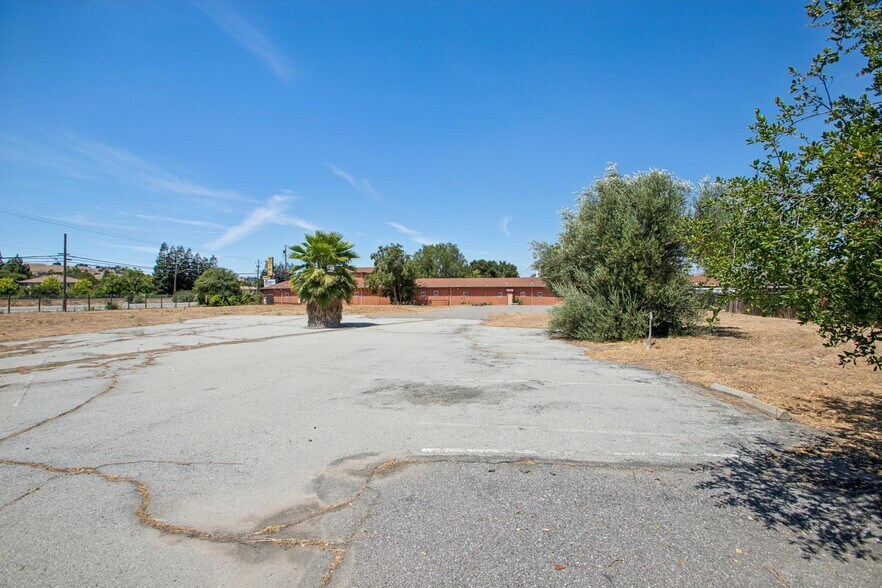 More Photos Of 25 Peebles Ave, Morgan Hill Land For Sale