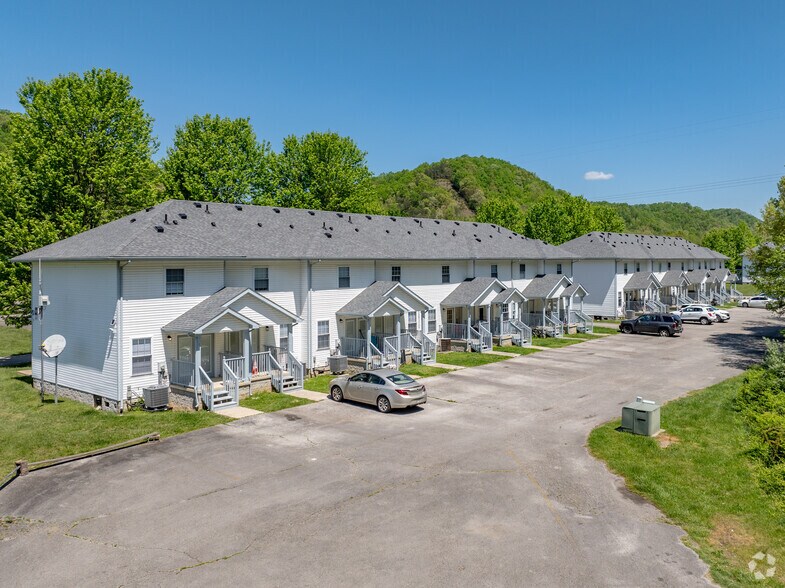 More Photos Of 145 Lois Ln, Morehead Apartments For Sale