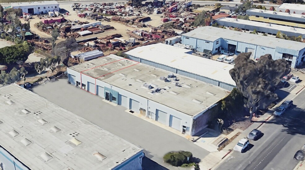 More Photos Of 26 Hangar Way, Watsonville Warehouse For Lease