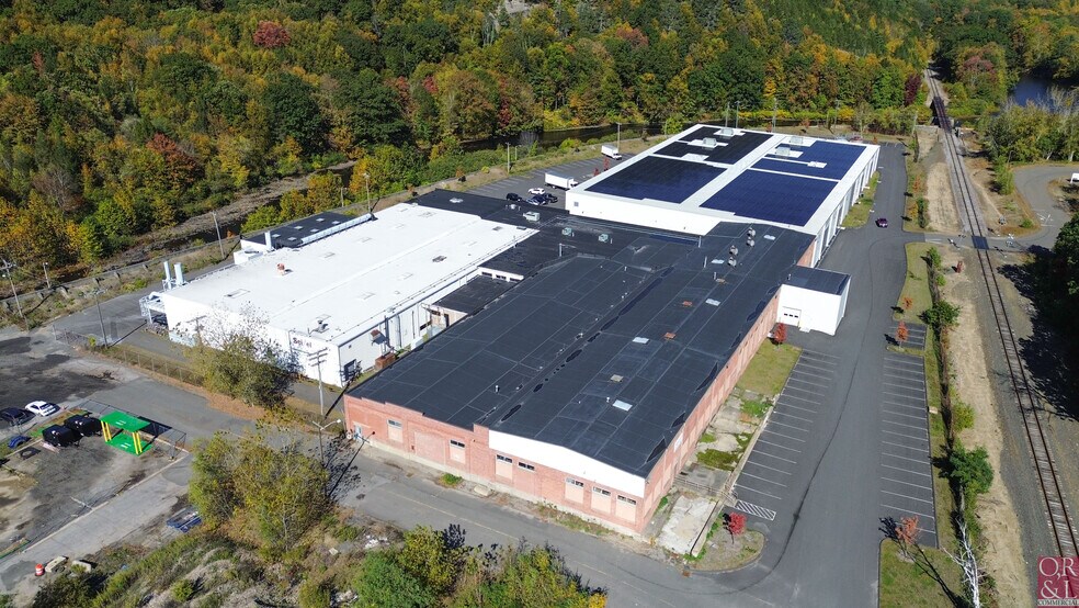 More Photos Of 2223 Thomaston Ave, Waterbury Manufacturing For Lease