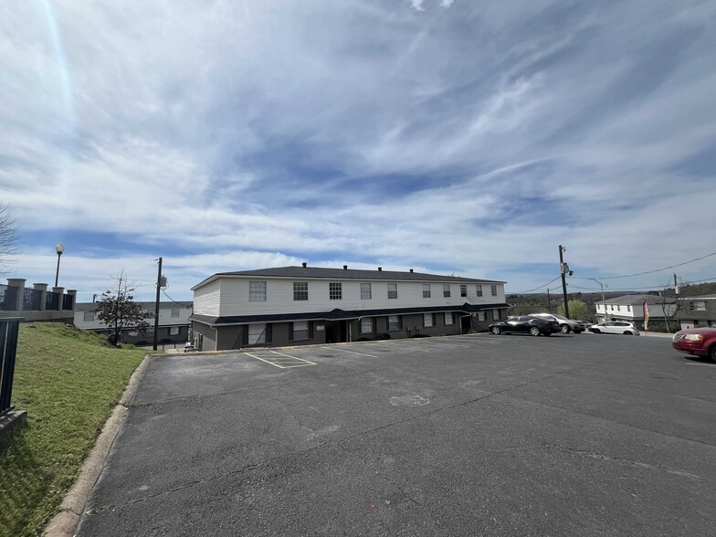 More Photos Of 1707 Arrowhead Rd, North Little Rock Apartments For Sale