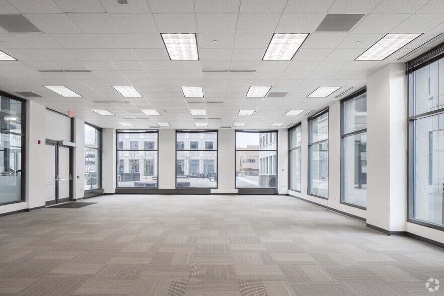 More Photos Of 895 Central Ave, Cincinnati Loft Creative Space For Lease