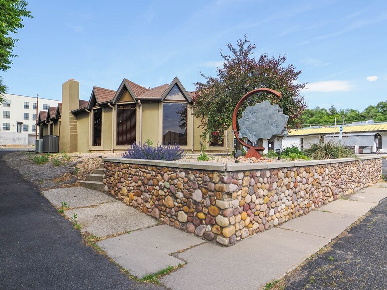 More Photos Of 1565 E 3900 S, Salt Lake City Office For Sale