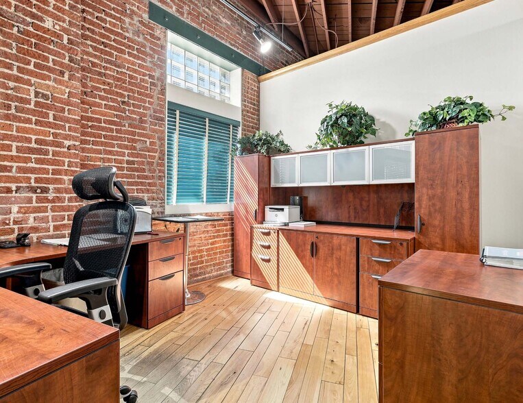 More Photos Of 2706 W Colfax Ave, Denver Loft Creative Space For Sale