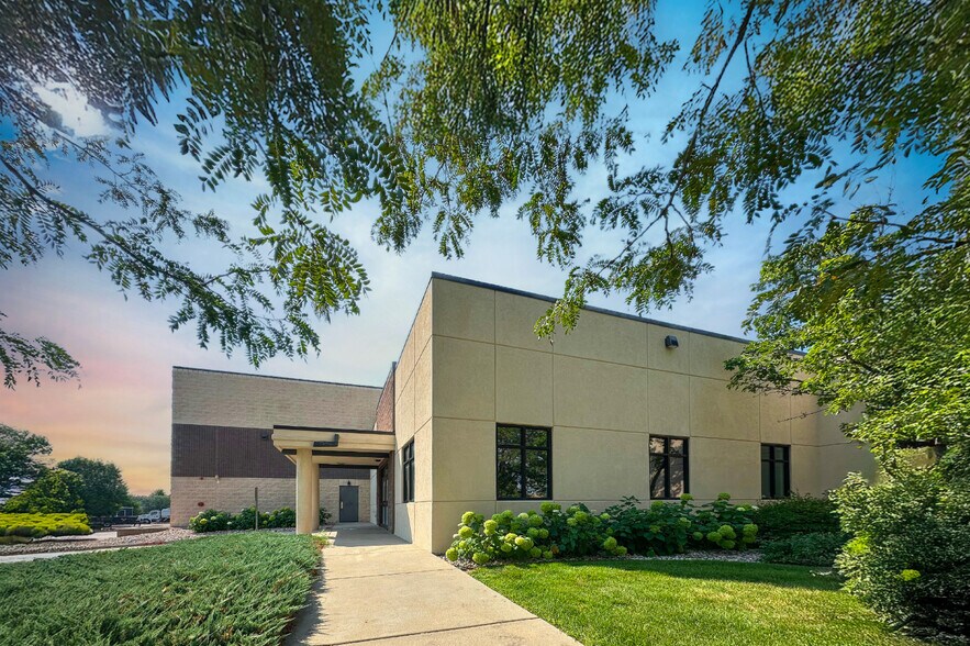 More Photos Of 4557 Denrose Ct, Fort Collins Warehouse For Sale