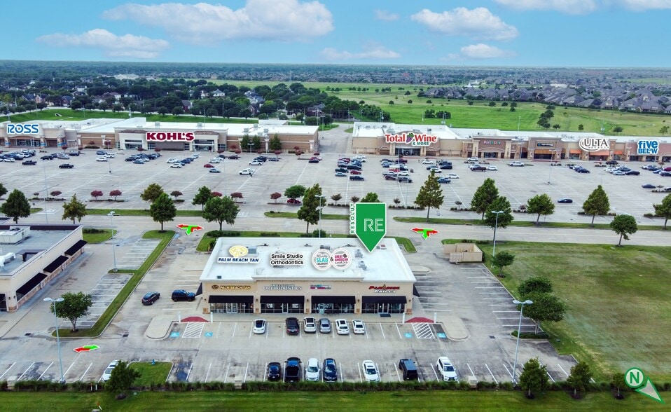 More Photos Of 5434 W Grand Pky S, Richmond Freestanding For Lease