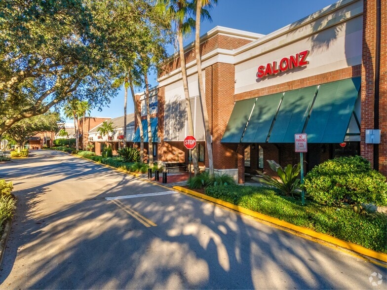 More Photos Of 801 S University Dr, Plantation General Retail For Lease