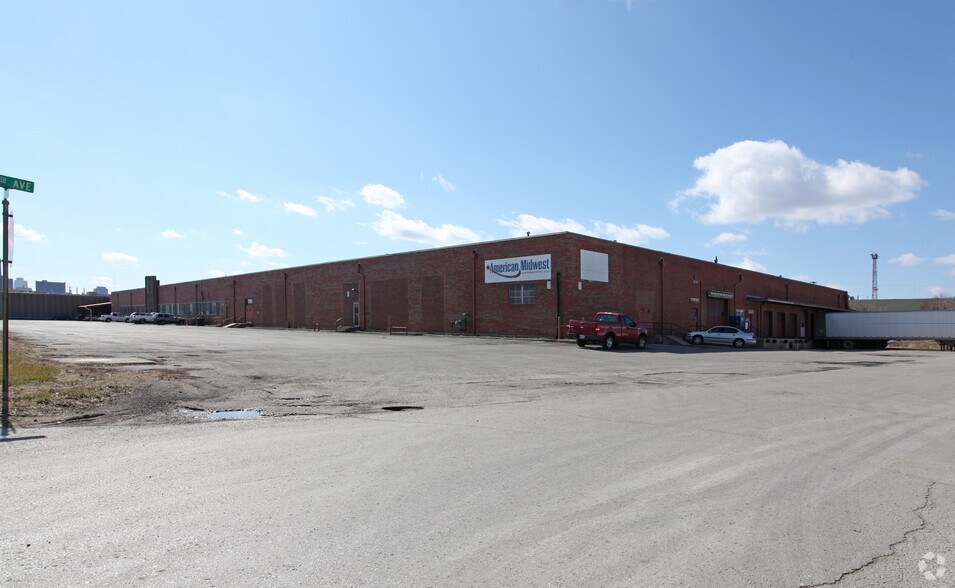 More Photos Of 820 Atlantic Ave, North Kansas City Manufacturing For Lease