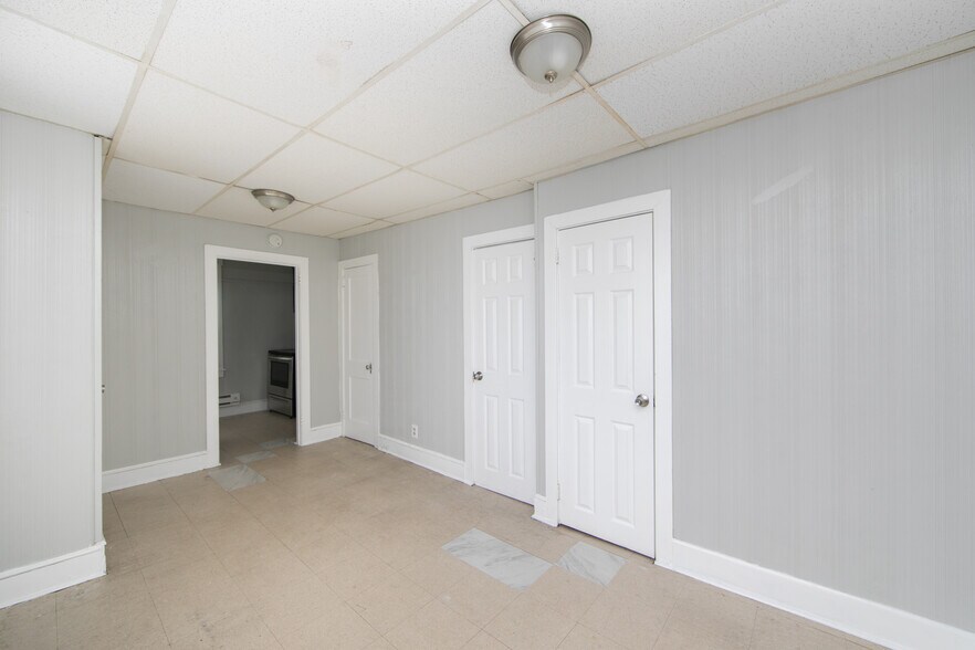 More Photos Of 2707 Westfield Ave, Camden Apartments For Sale