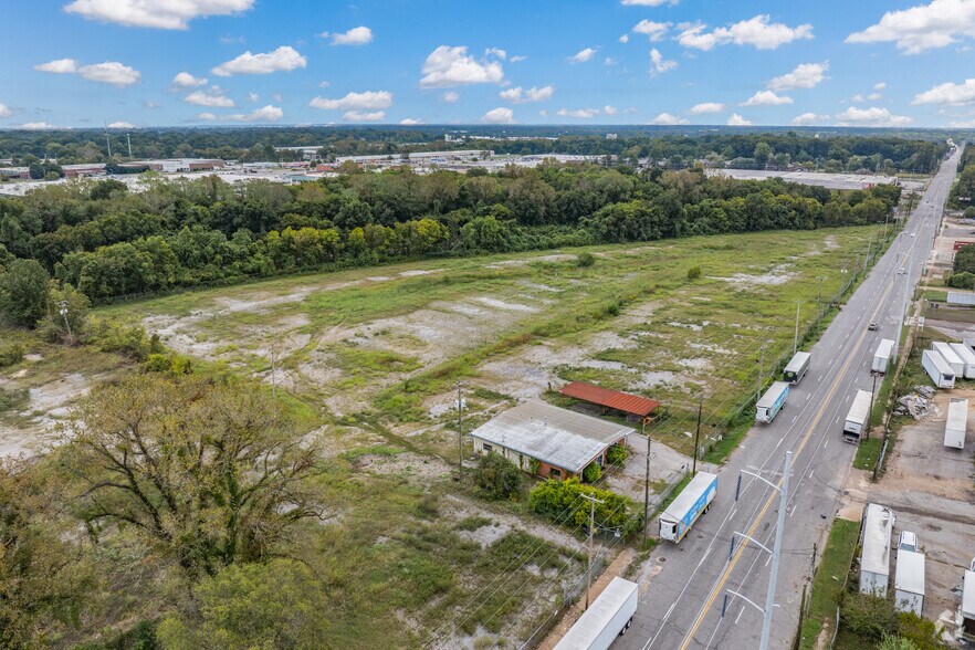 More Photos Of 1684 Florida St, Memphis Industrial For Sale