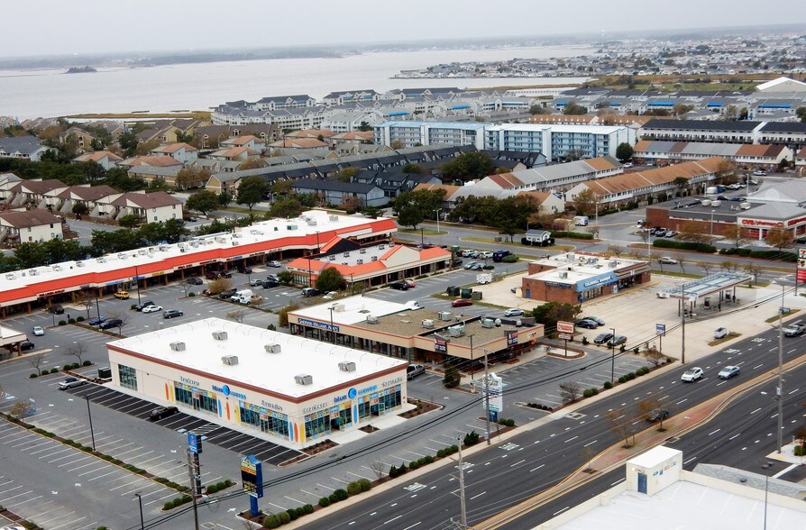 More Photos Of 11805 Coastal Hwy, Ocean City Storefront For Lease
