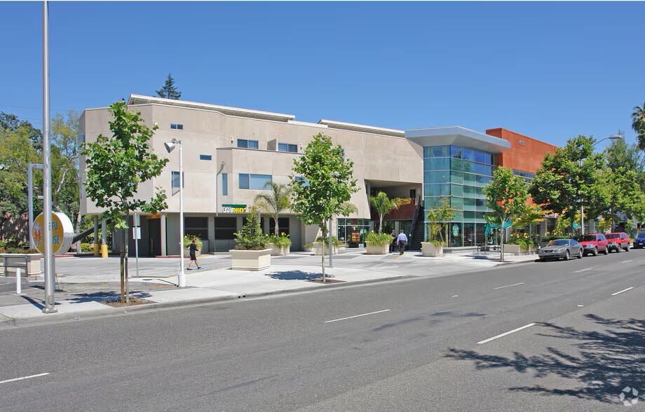 More Photos Of 4131 El Camino Real, Palo Alto Storefront Retail Residential For Lease