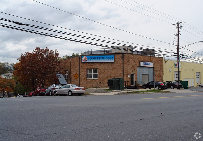 Primary Photo Of 8951 Brookville Rd, Silver Spring Warehouse For Sale