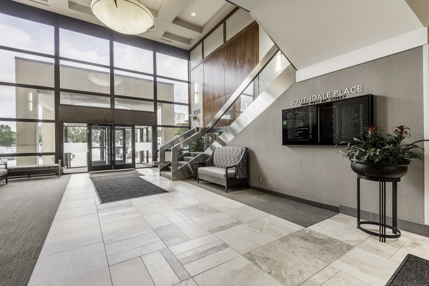 More Photos Of 3400 W 66th St, Edina Office For Sale