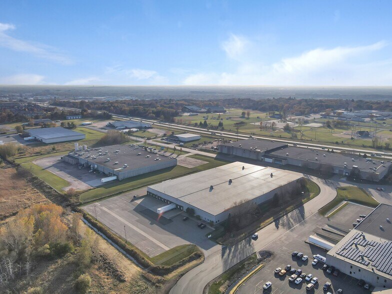 More Photos Of 10 Industrial Blvd, Sauk Rapids Warehouse For Sale