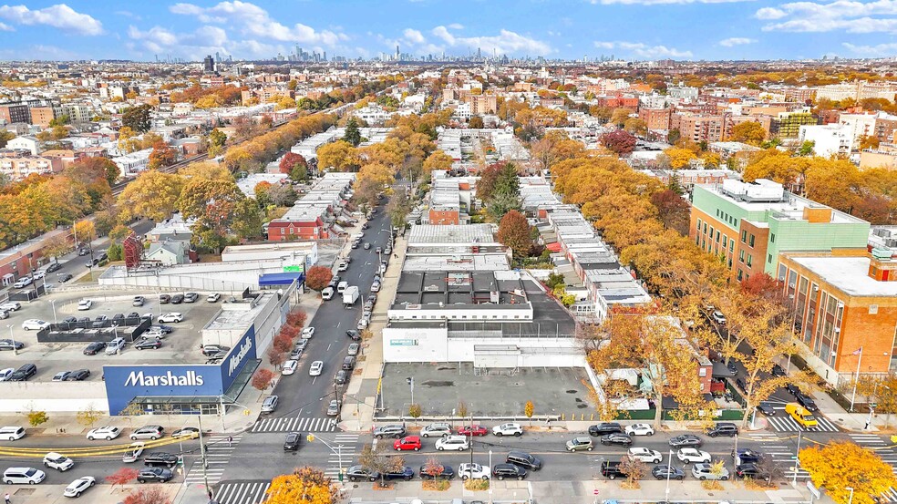 Primary Photo Of 2461 E 17th St, Brooklyn Freestanding For Lease