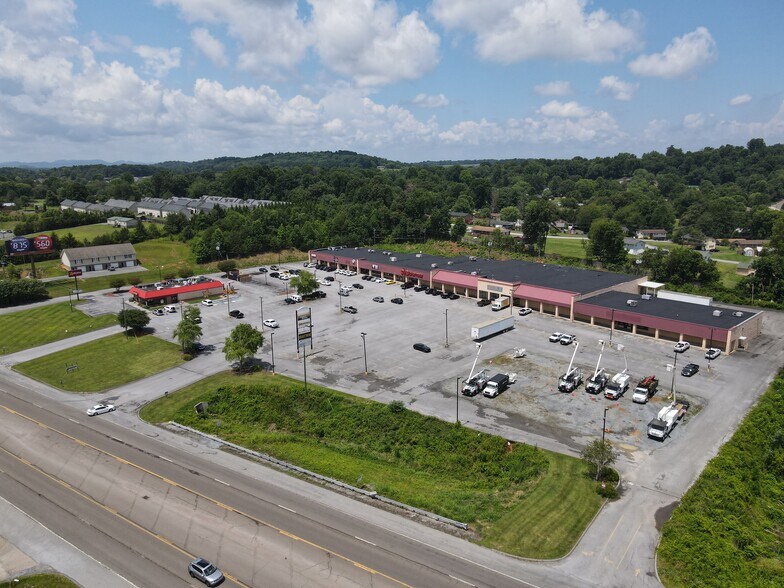 More Photos Of 5674 Highway 11 E, Piney Flats Unknown For Lease