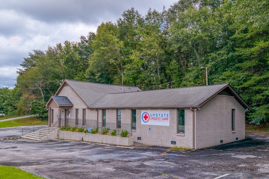 Primary Photo Of 807 S Pendleton St, Easley Medical For Sale
