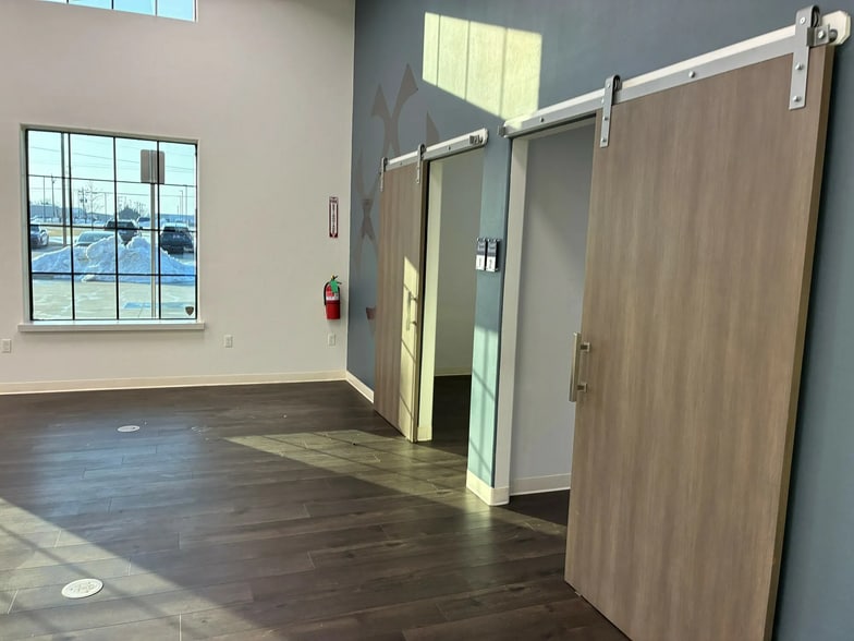More Photos Of 4019 N Flood Ave, Norman Medical For Lease