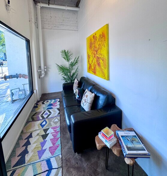 More Photos Of 6031 Washington Blvd, Culver City Storefront For Lease