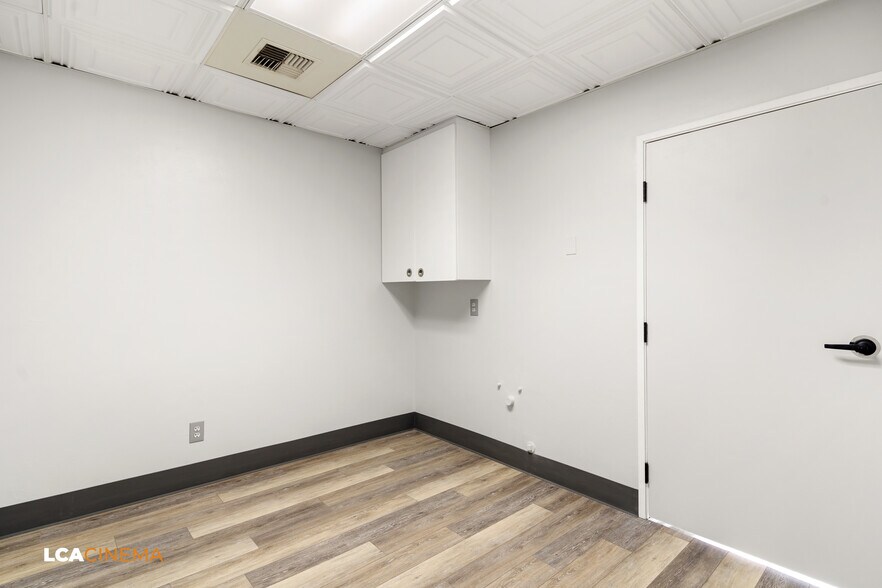 More Photos Of 2317 17th St, Bakersfield Medical For Lease