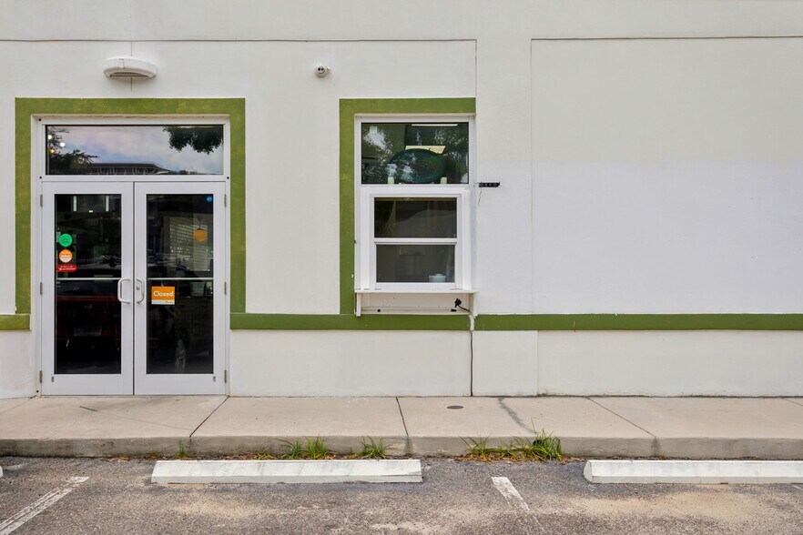 More Photos Of , Tampa Unknown For Sale