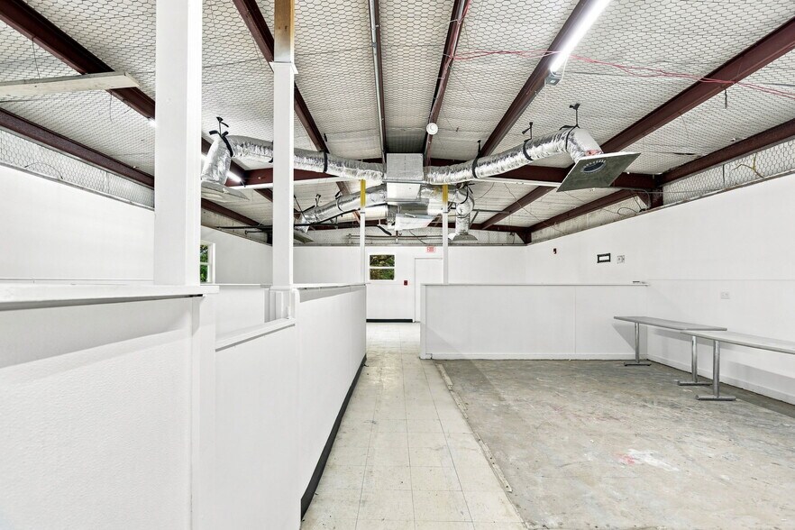 More Photos Of 1271 Oak St, Schertz Schools For Lease