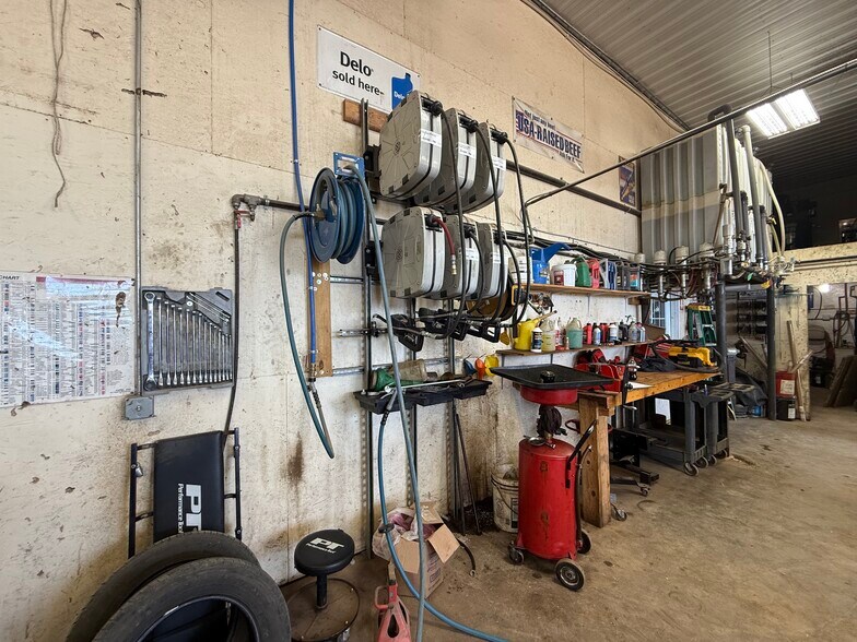 More Photos Of 101 E 4th St, Newell General Retail For Sale