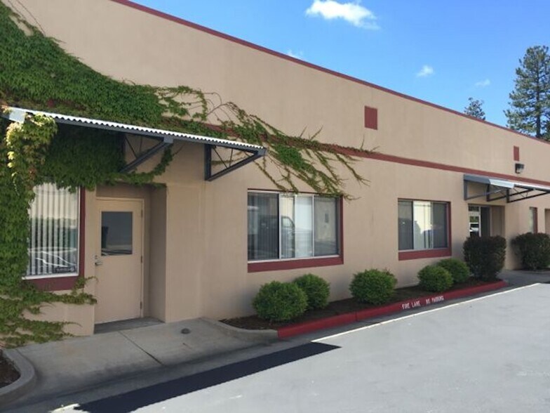 More Photos Of 143 Spring Hill Dr, Grass Valley Office For Lease