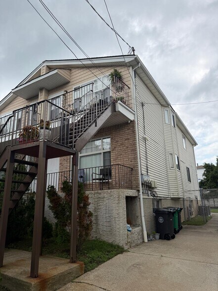 More Photos Of , Staten Island Multifamily For Sale