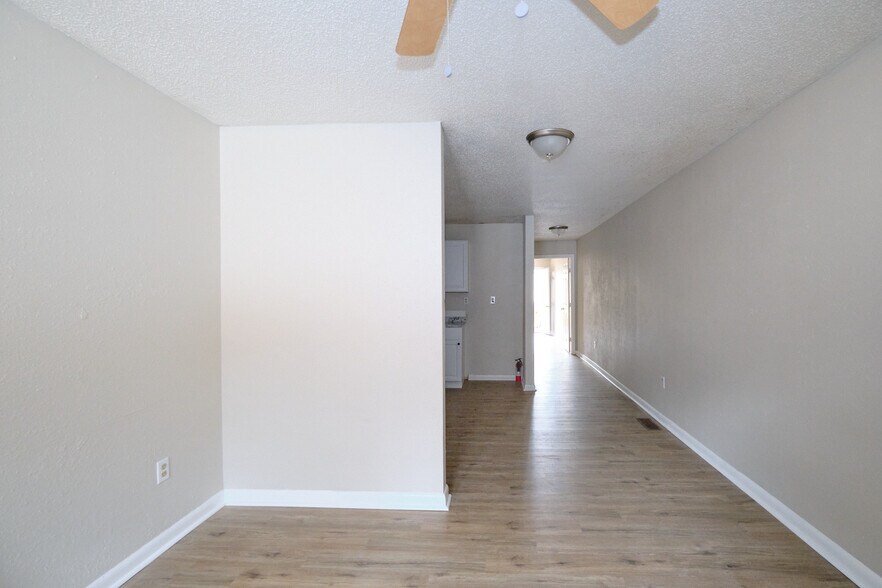 More Photos Of 2215 Buffalo Trl, Morristown Apartments For Sale
