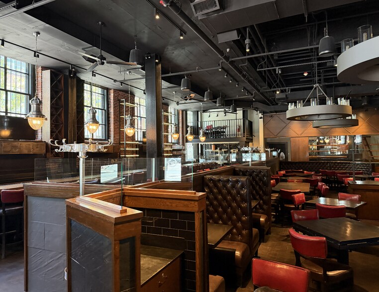 More Photos Of 1375 Washington St, Boston General Retail For Lease