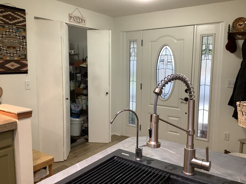 More Photos Of 3102 Chicken Coop Rd, Sequim Specialty For Sale