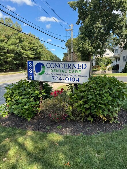 More Photos Of 335 Terry Rd, Smithtown Medical For Lease