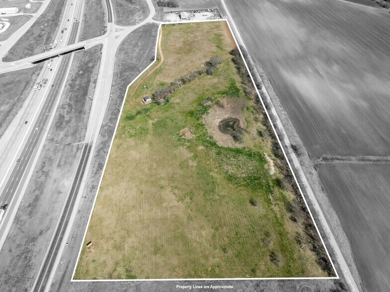 More Photos Of TBD I-35, Abbott Land For Sale