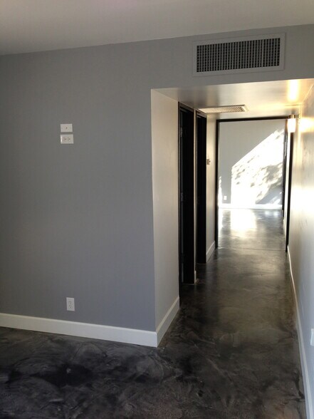 More Photos Of 4331 N 12th St, Phoenix Office Residential For Lease