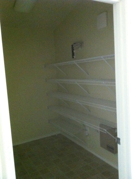 More Photos Of 11585-2 Hwy 181, San Antonio Office For Lease