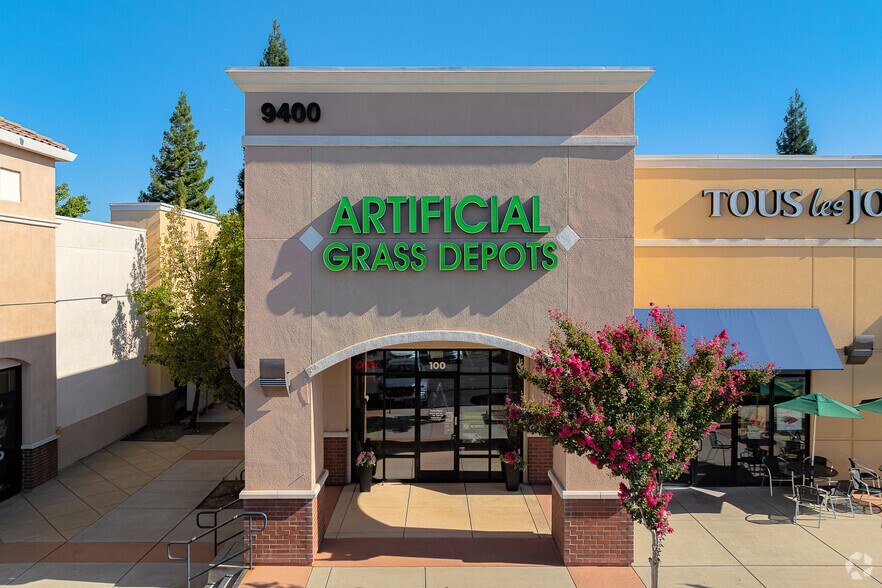 More Photos Of 9400 Fairway Dr, Roseville Storefront For Lease