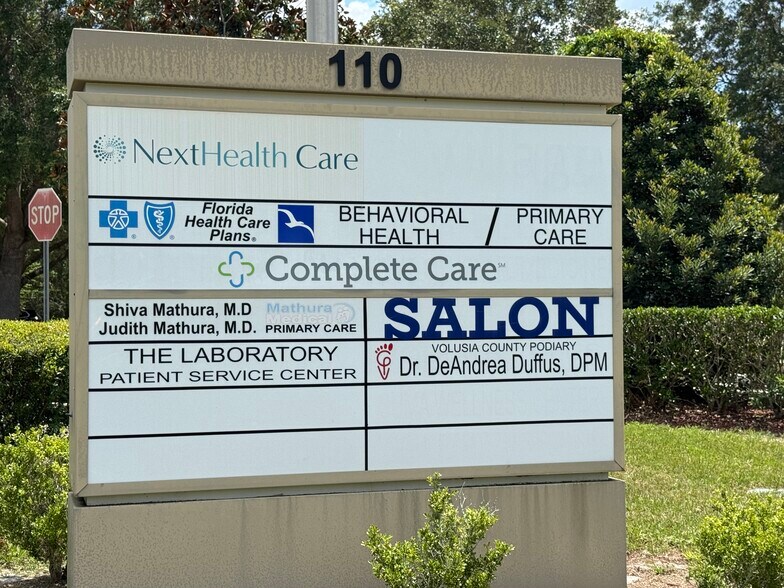 More Photos Of 110 Pond Ct, DeBary Medical For Lease