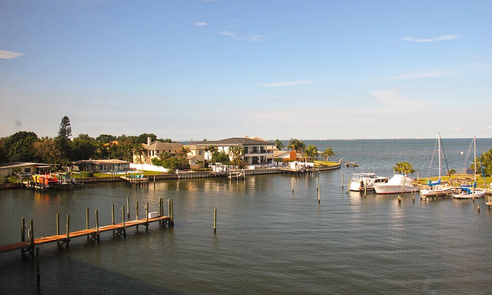 More Photos Of 205 S Hoover Blvd, Tampa Office For Lease