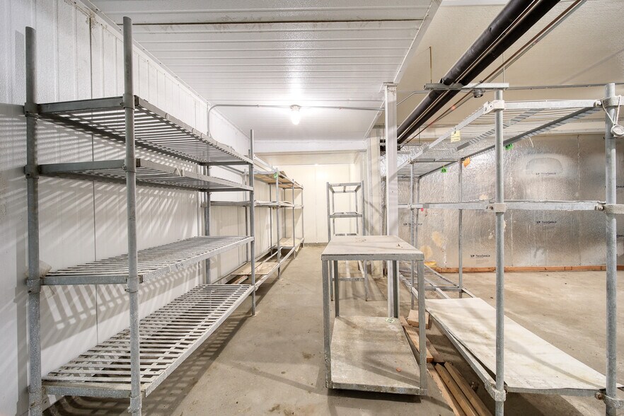 More Photos Of 624 S Santa Anita Ave, Arcadia Storefront Retail Residential For Lease