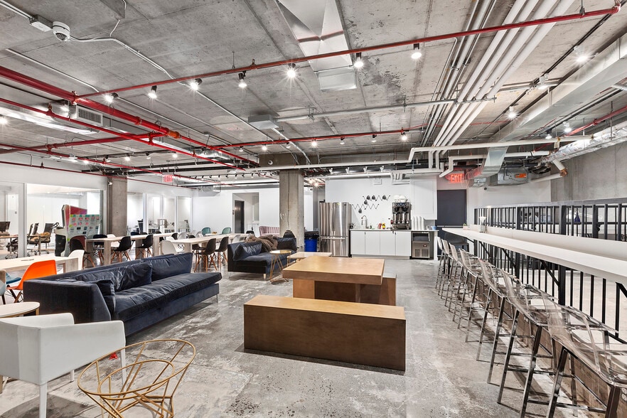 More Photos Of 433 Broadway, New York Office For Lease