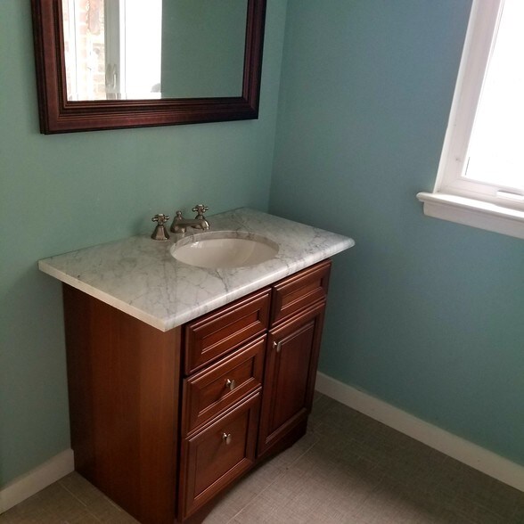 More Photos Of 7309 Highland St, Springfield Light Distribution For Lease