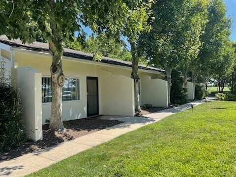 More Photos Of 446 Edwards Ave, Calverton Flex For Lease