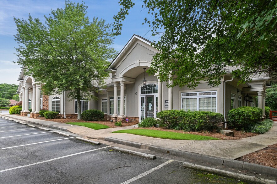 More Photos Of 1816 Eagle Dr, Woodstock Office Residential For Lease