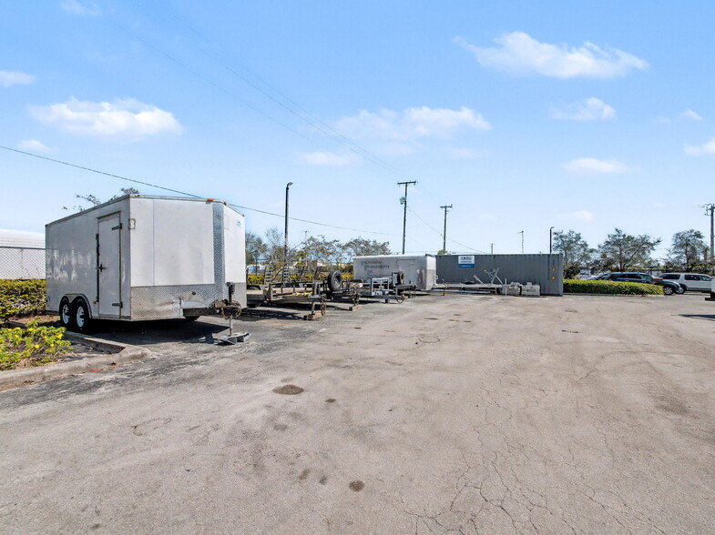 More Photos Of 6861 Garden Rd, Riviera Beach Warehouse For Sale