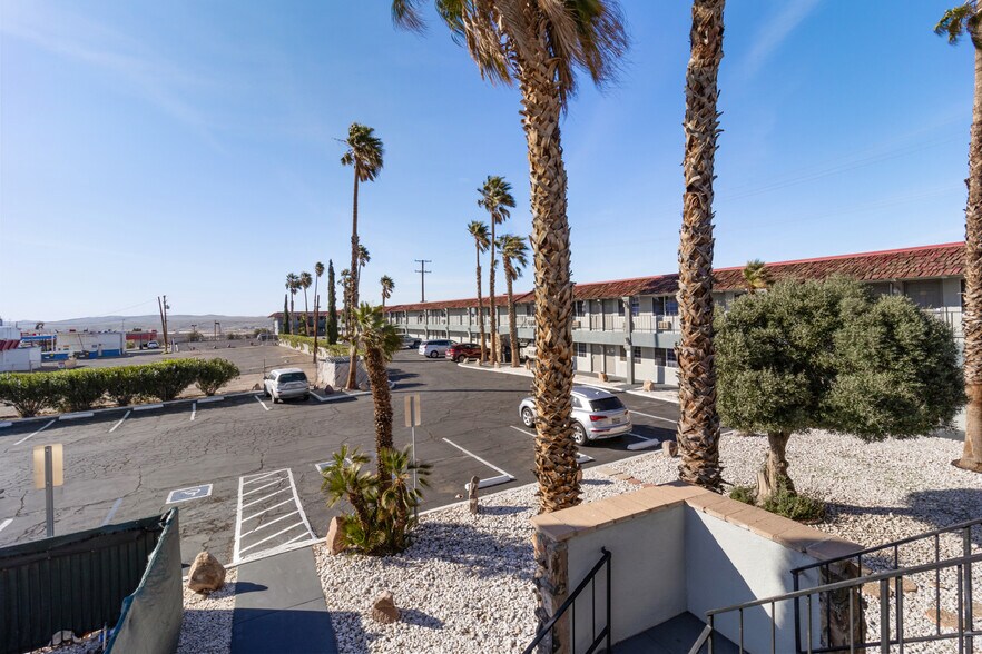More Photos Of 1243 E Main St, Barstow Hotel For Sale