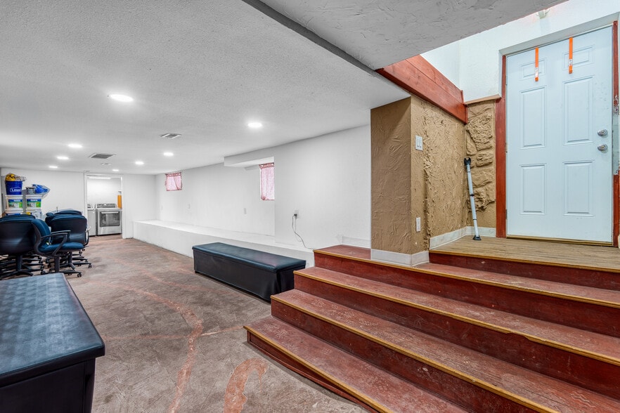 More Photos Of 6600 Federal Blvd, Denver Freestanding For Lease