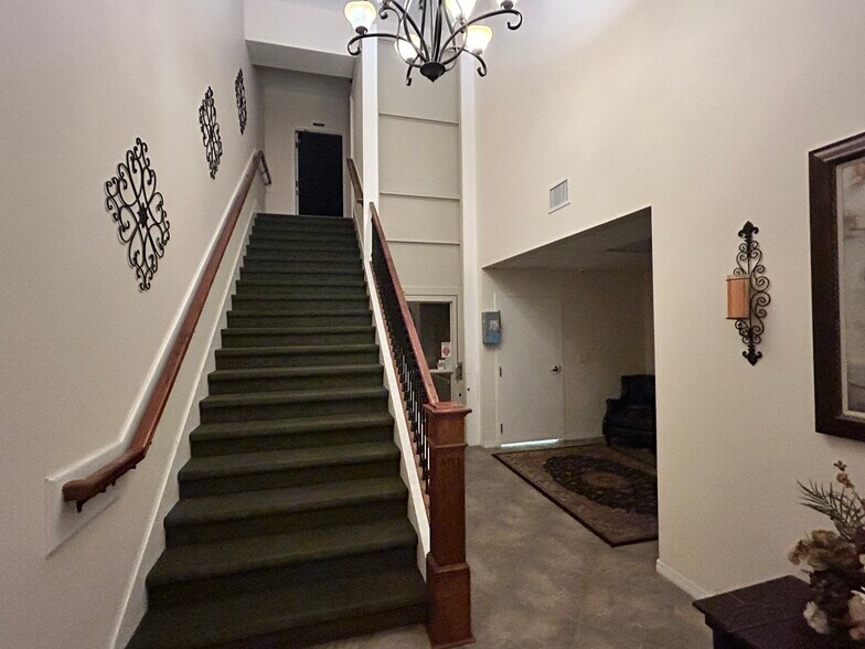 More Photos Of 14337 Annutalaga Ave, Brooksville Warehouse For Sale